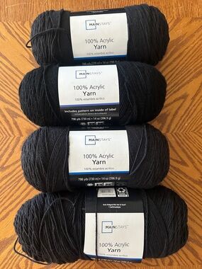 Mainstays 100% Acrylic Yarn Bundle